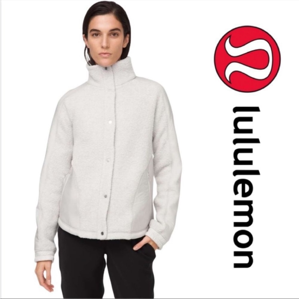 LULULEMON GO JACKET GREY☀️😍